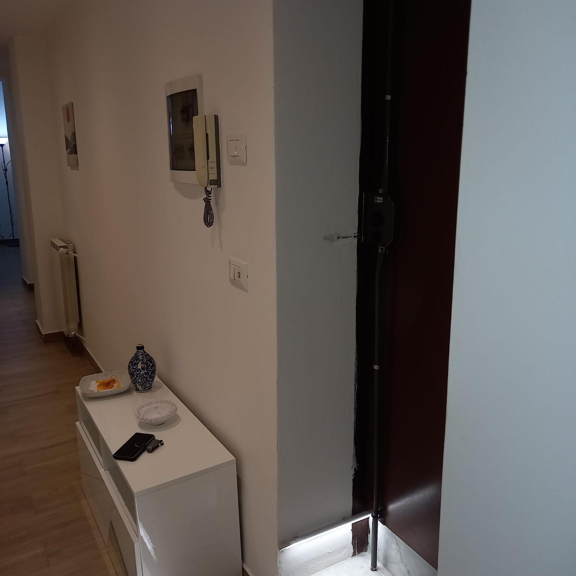 A Casa Di Lori Apartment Palermo Luaran gambar