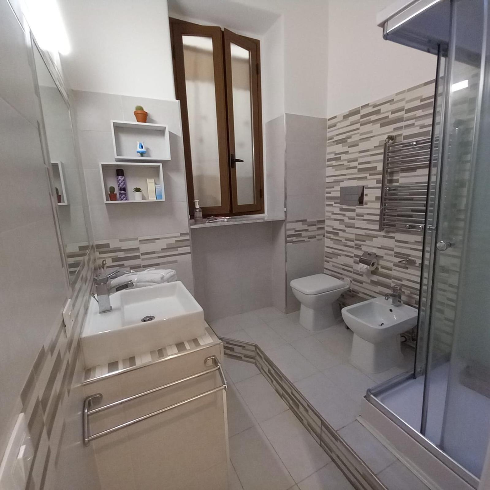 A Casa Di Lori Apartment Palermo Luaran gambar