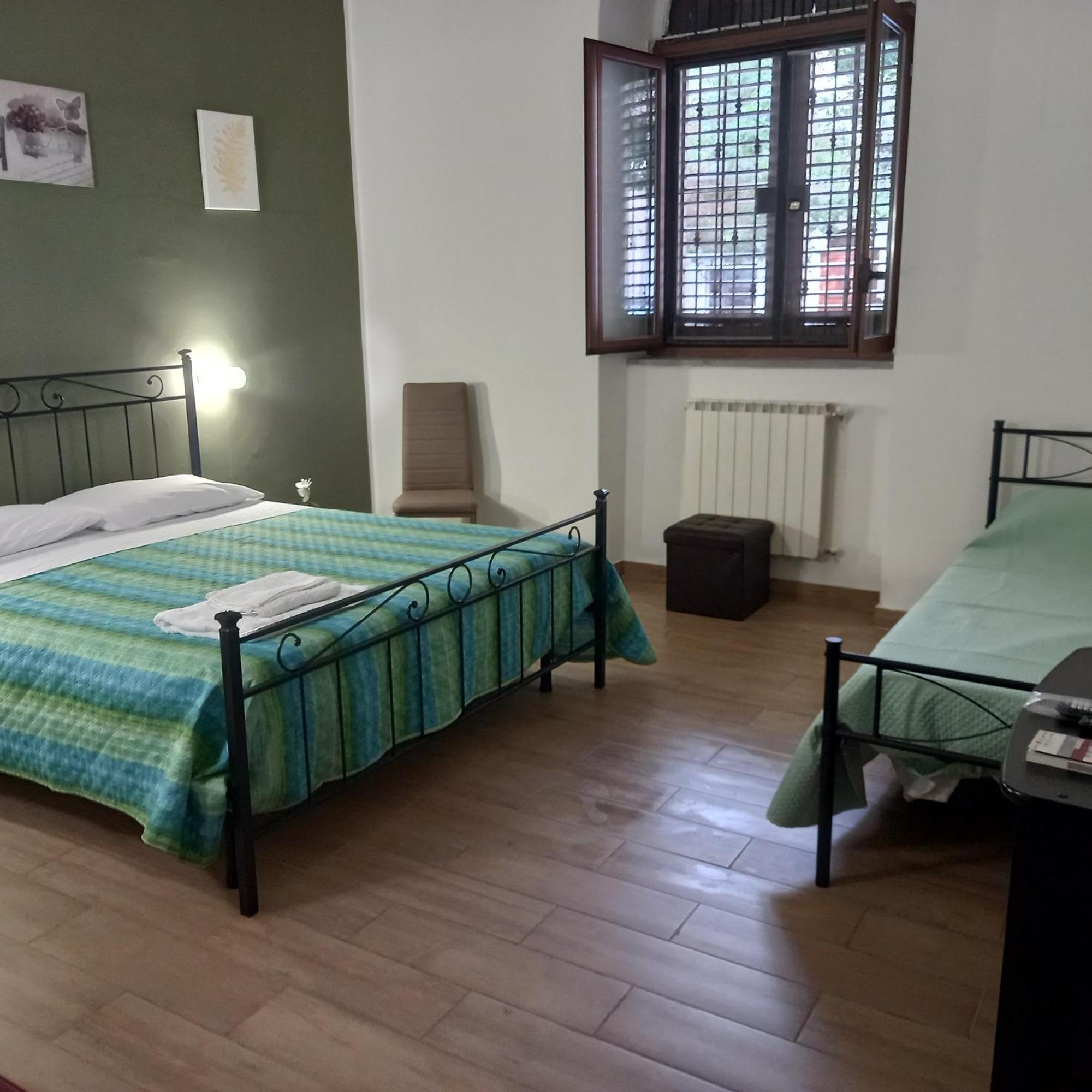 A Casa Di Lori Apartment Palermo Luaran gambar